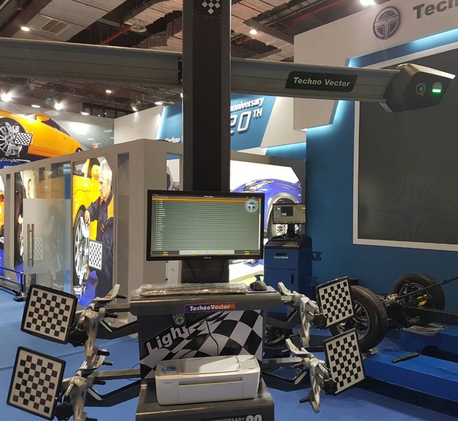 7204 TAS Стенд сход-развал 3D Техно Вектор 