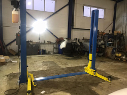 Подъемник двухстоечный, г/п 4 т., TS-1111M 